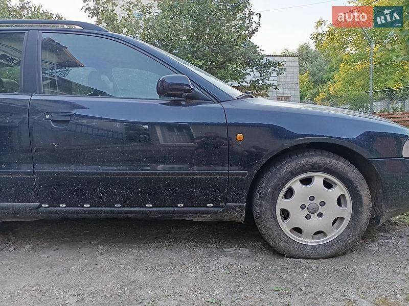 Универсал Audi A4 1999 в Львове