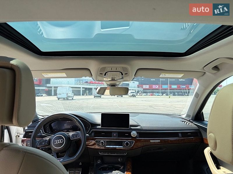 Седан Audi A4 2017 в Киеве