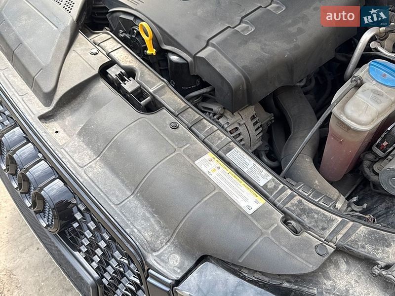 Седан Audi A4 2012 в Черновцах