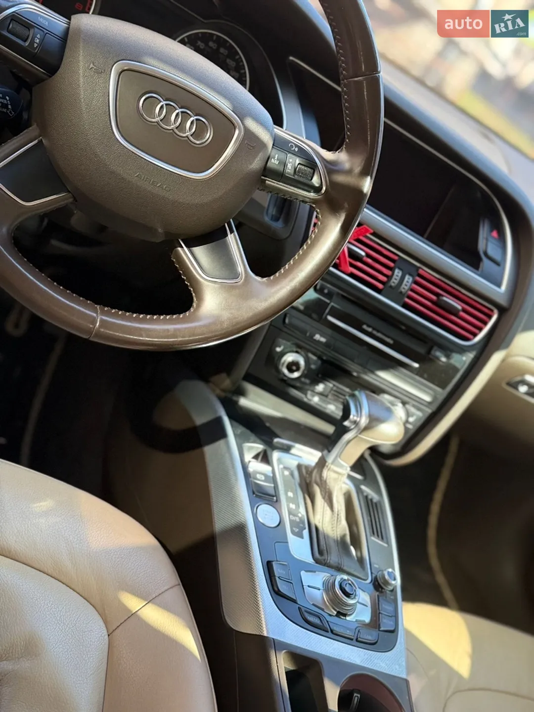 2012 Audi A4 - мініатюра 10