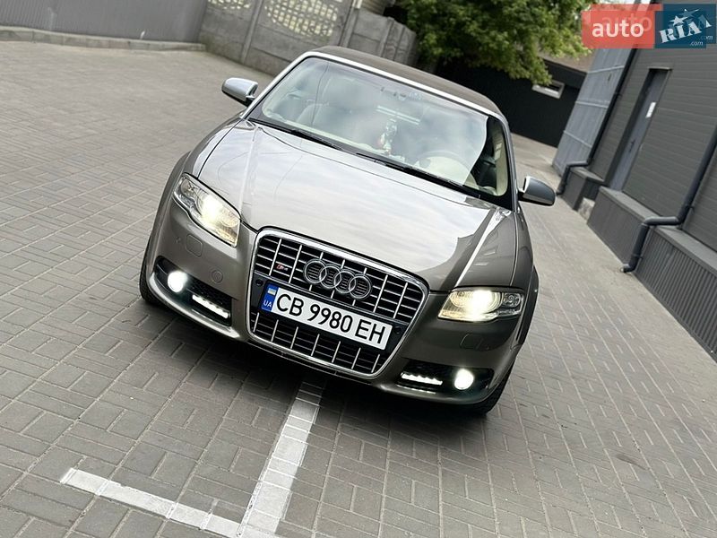 Кабриолет Audi A4 2006 в Киеве
