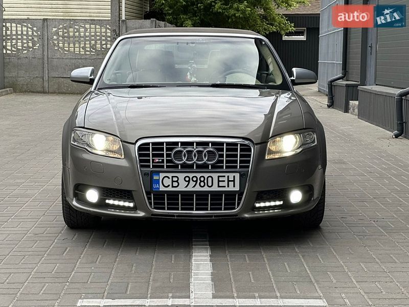 Кабриолет Audi A4 2006 в Киеве