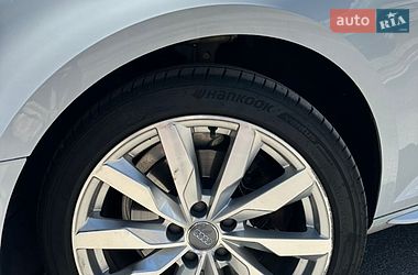 Седан Audi A4 2017 в Житомире
