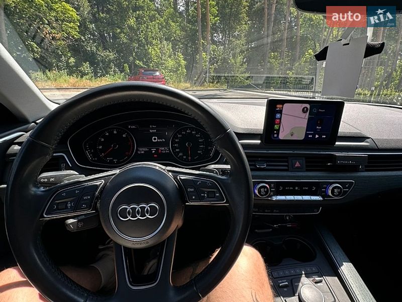 Седан Audi A4 2017 в Житомире