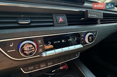Седан Audi A4 2017 в Житомире