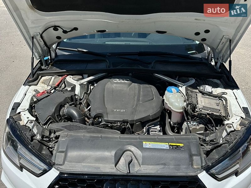 Седан Audi A4 2017 в Житомире