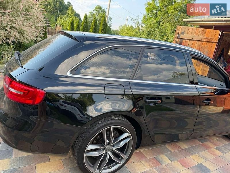 Універсал Audi A4 2015 в Дрогобичі