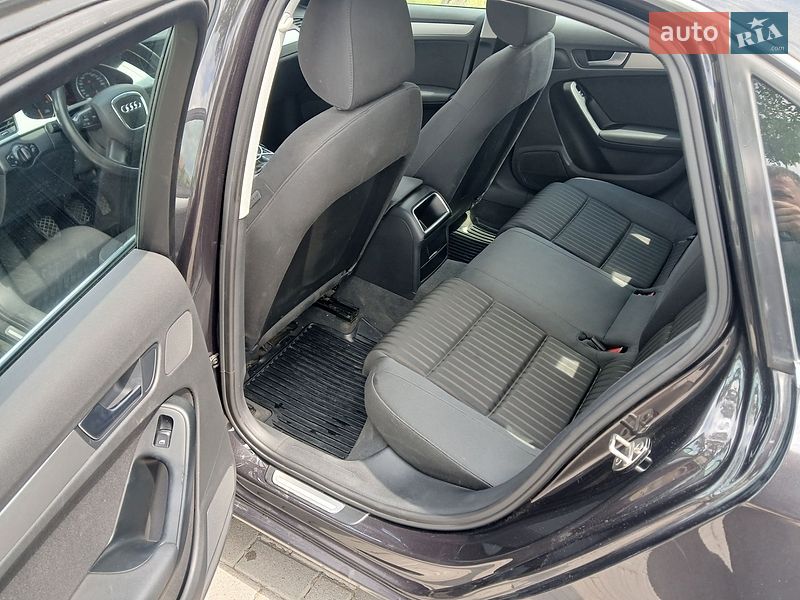 Седан Audi A4 2008 в Золочеве