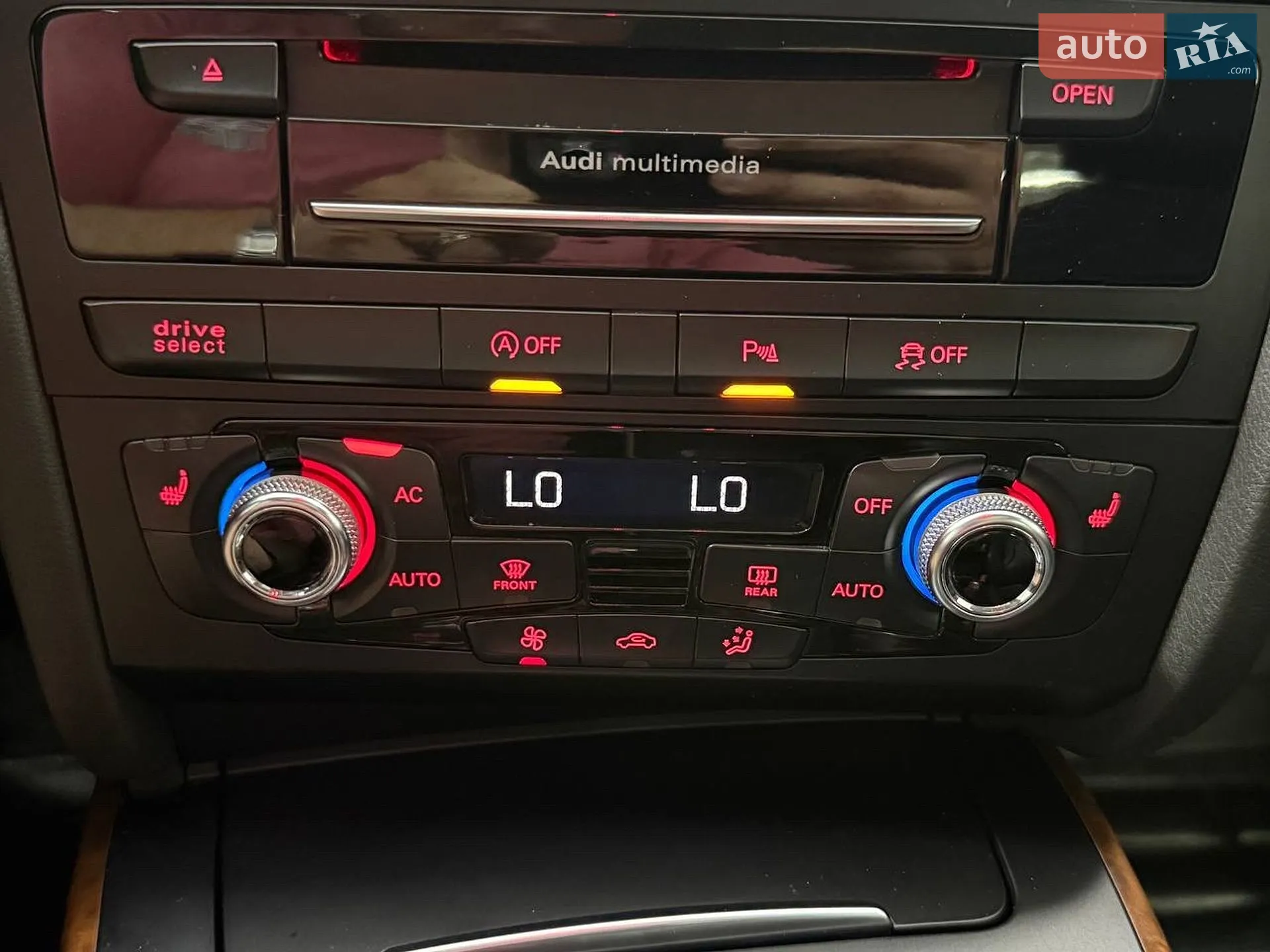 2012 Audi A4 - мініатюра 13