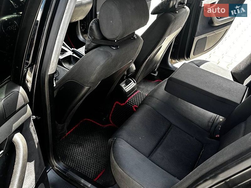 Седан Audi A4 2001 в Виннице