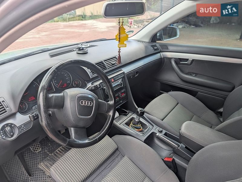Универсал Audi A4 2006 в Киеве