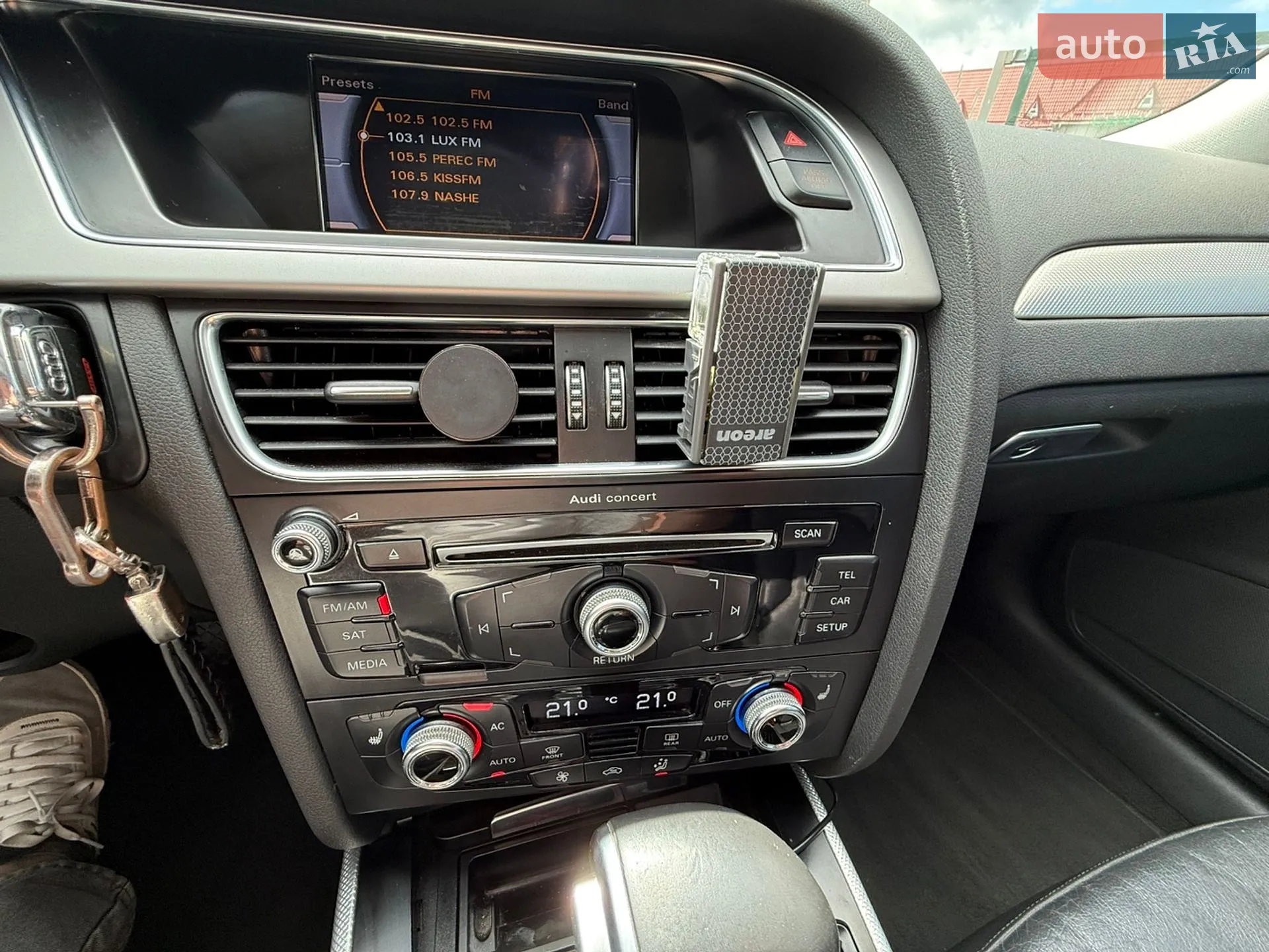 2012 Audi A4 - мініатюра 20