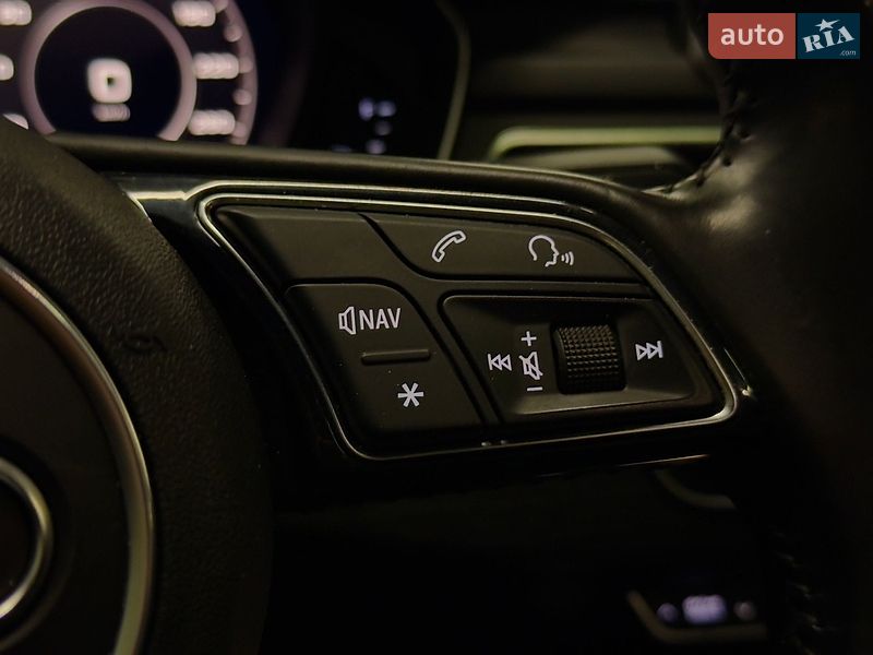 Седан Audi A4 2016 в Миколаєві