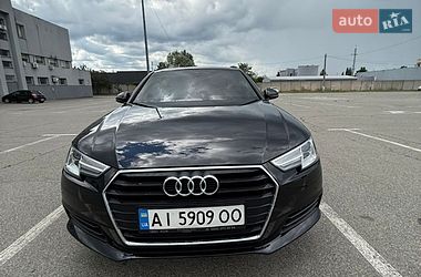 Универсал Audi A4 2017 в Киеве