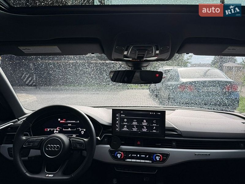 Седан Audi A4 2020 в Полтаві
