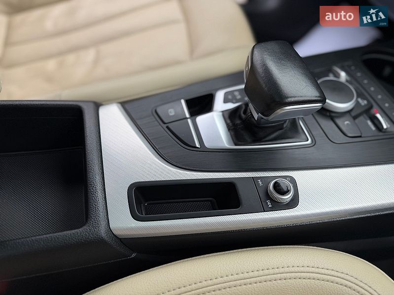 Седан Audi A4 2017 в Трускавці