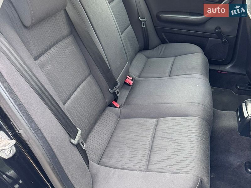 Седан Audi A4 2006 в Дубно