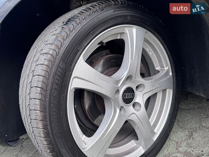 Седан Audi A4 2006 в Дубно