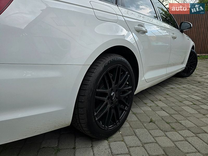 Седан Audi A4 2019 в Полтаві