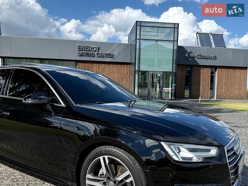 Седан Audi A4 2017 в Днепре