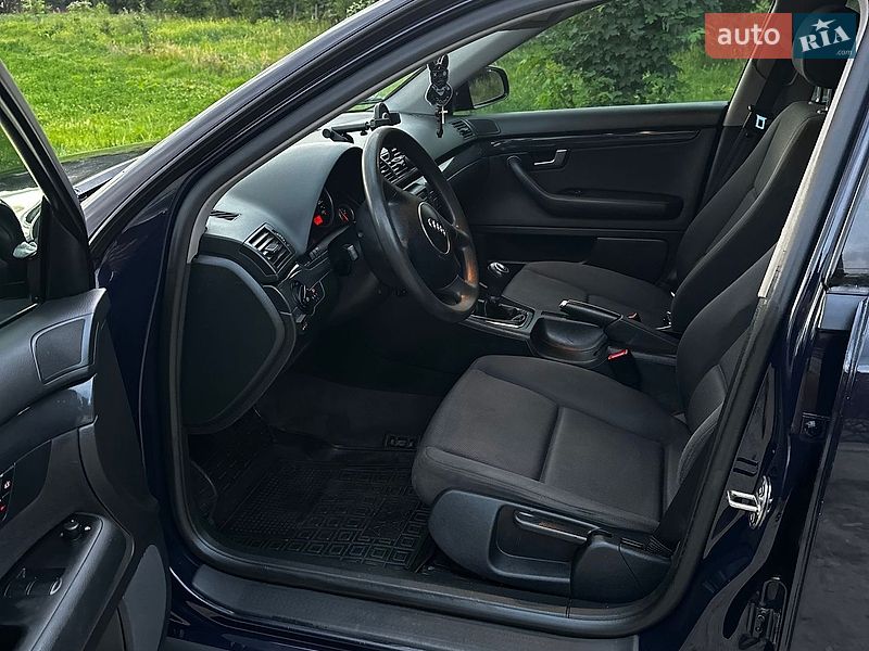 Универсал Audi A4 2002 в Надворной