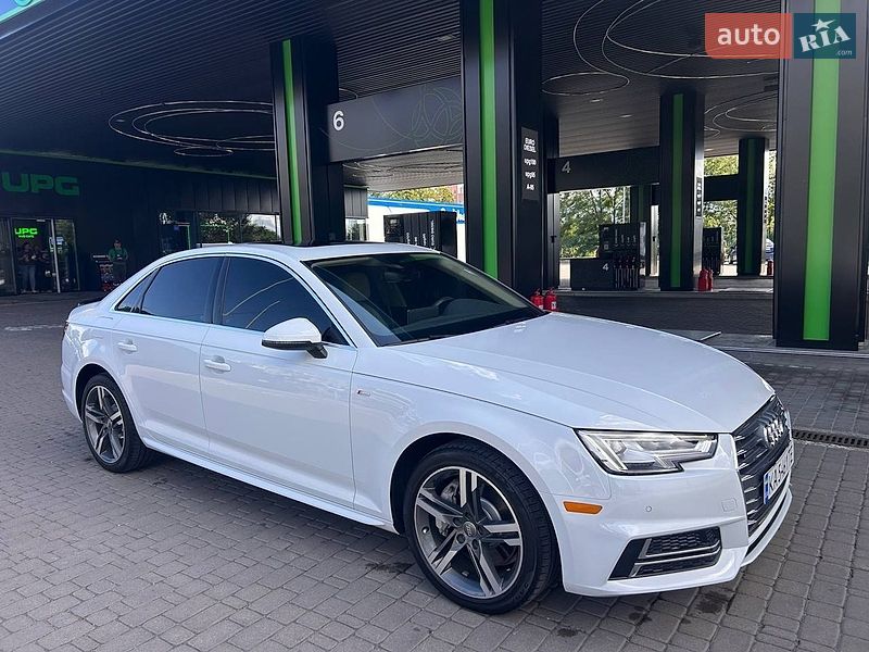 Седан Audi A4 2016 в Киеве
