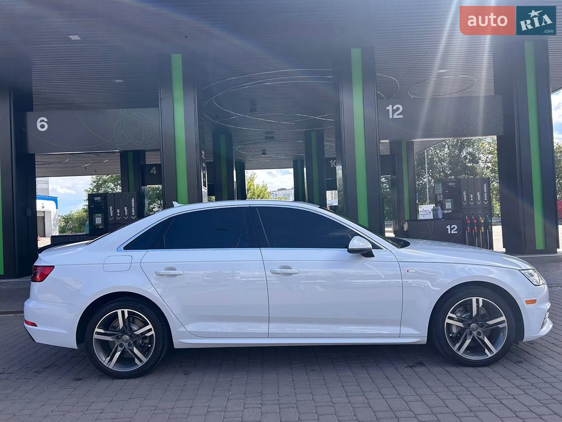 2016 Audi A4 - мініатюра 3