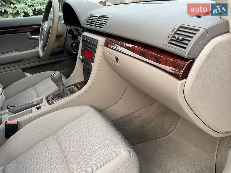 Седан Audi A4 2007 в Сарнах