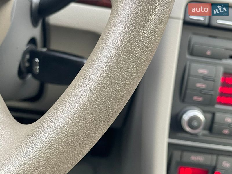 Седан Audi A4 2007 в Сарнах