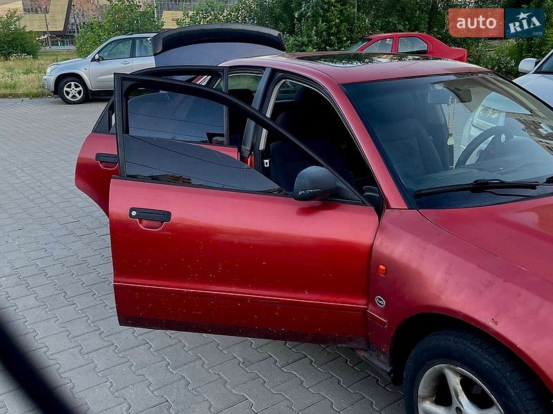 Седан Audi A4 1995 в Киеве фото 2 Седан Audi A4 1995 в Киеве