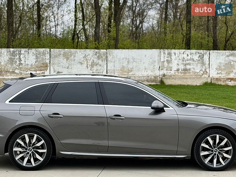 Универсал Audi A4 2022 в Луцке