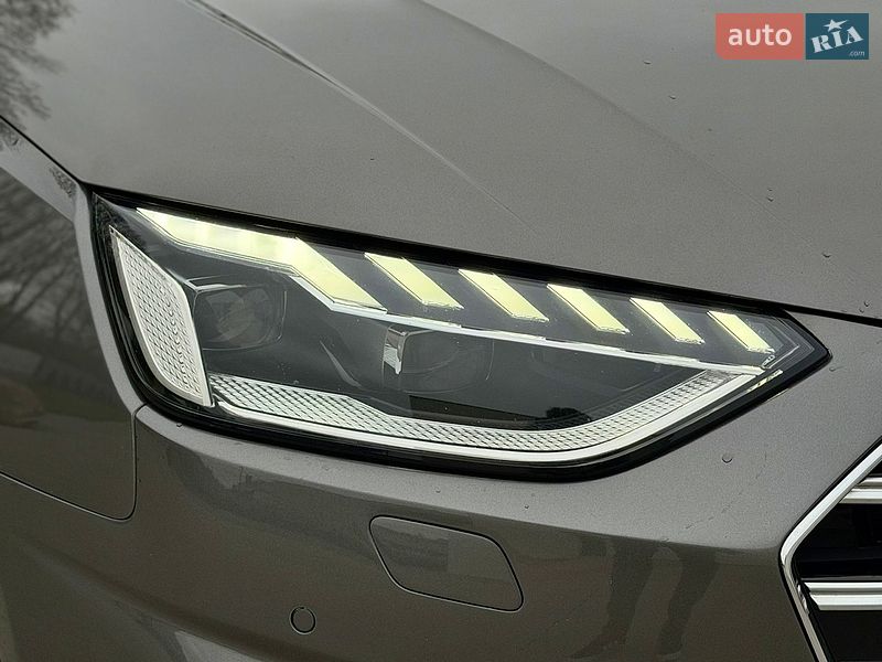 Универсал Audi A4 2022 в Луцке