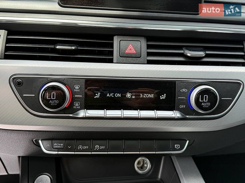 Седан Audi A4 2017 в Стрые