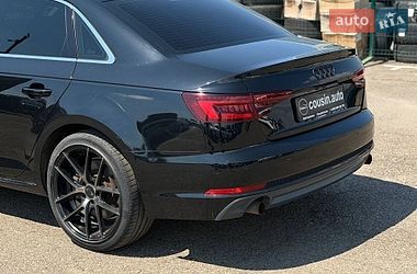 Седан Audi A4 2017 в Киеве