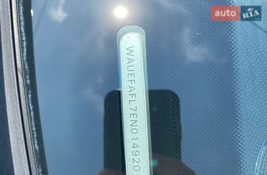 Седан Audi A4 2013 в Луцке