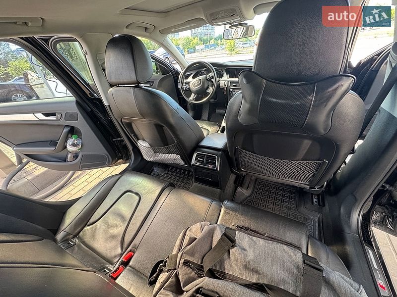 Седан Audi A4 2015 в Киеве