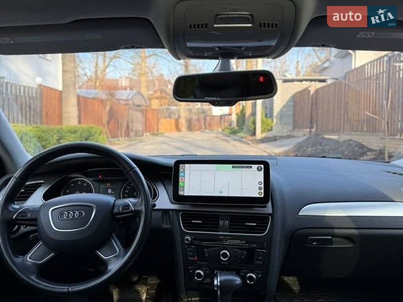 Седан Audi A4 2013 в Хмельницком