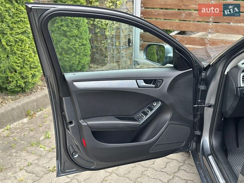 Універсал Audi A4 2013 в Стрию