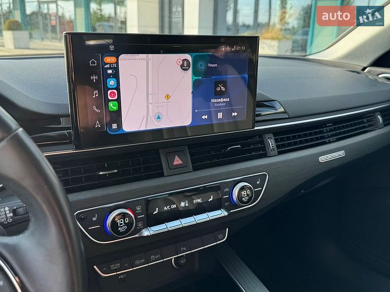 Седан Audi A4 2021 в Львове