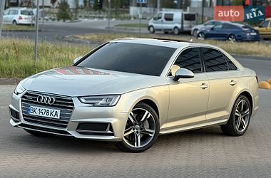 Седан Audi A4 2017 в Львові