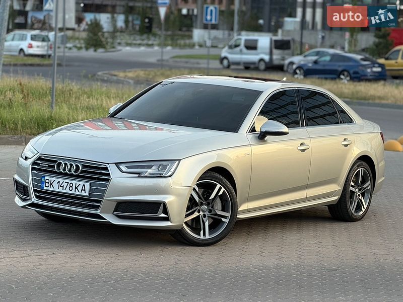 Седан Audi A4 2017 в Львові