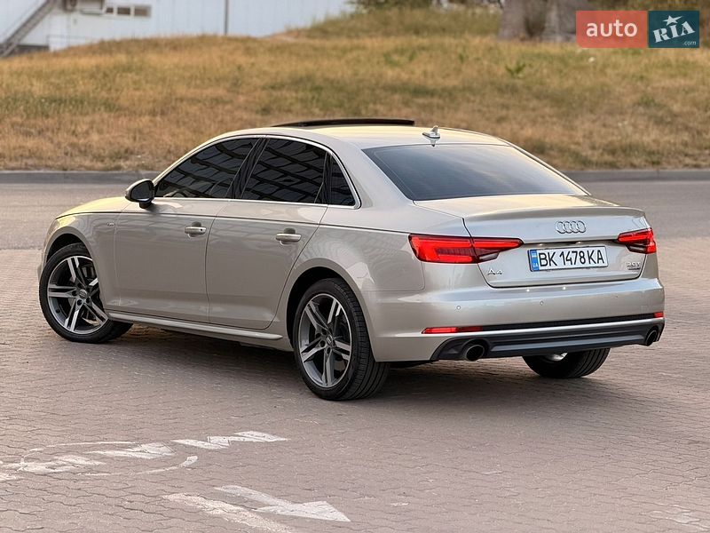 Седан Audi A4 2017 в Львове