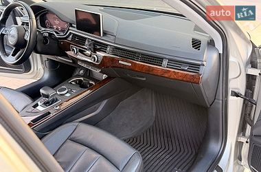 Седан Audi A4 2017 в Львові