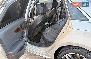 Седан Audi A4 2017 в Львові