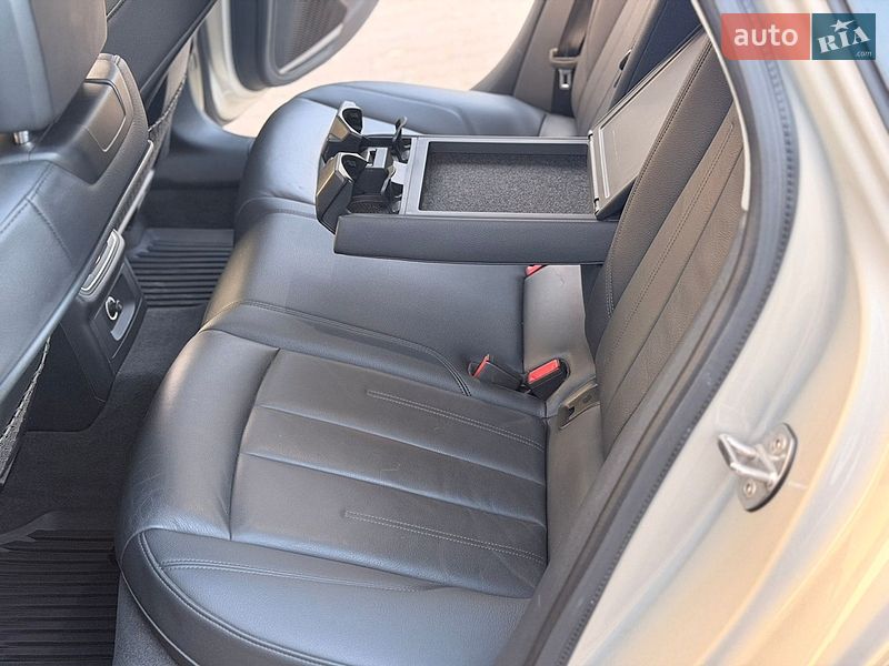 Седан Audi A4 2017 в Львове