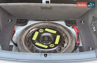 Седан Audi A4 2017 в Львові