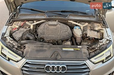 Седан Audi A4 2017 в Львові
