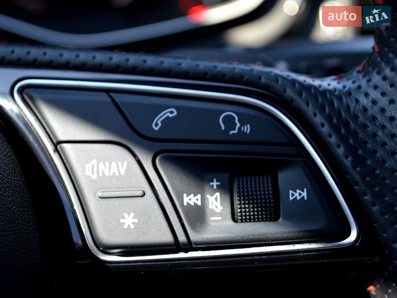 Седан Audi A4 2017 в Одессе