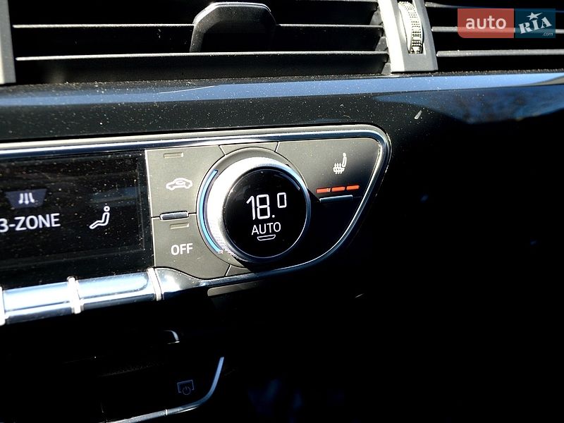 Седан Audi A4 2017 в Одессе