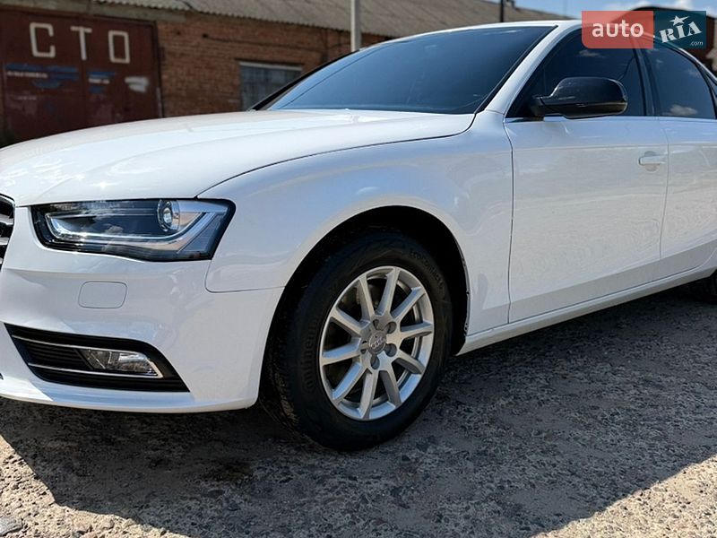 Седан Audi A4 2013 в Кодимі